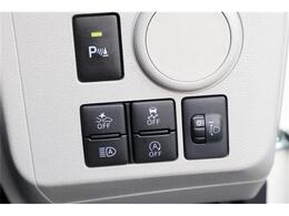 万一の時の事故の回避、被害軽減をサポートする、衝突軽減ブレーキサポート付いてます。