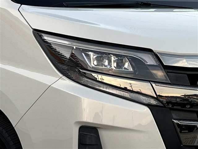 Bi-Beam　LEDヘッドランプ　少ない電力で明るく照らします☆彡