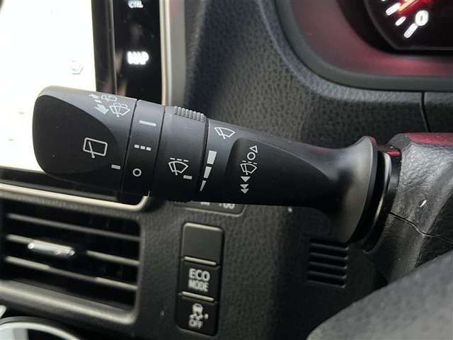 ウォッシャー連動時間調整式間欠フロントワイパー