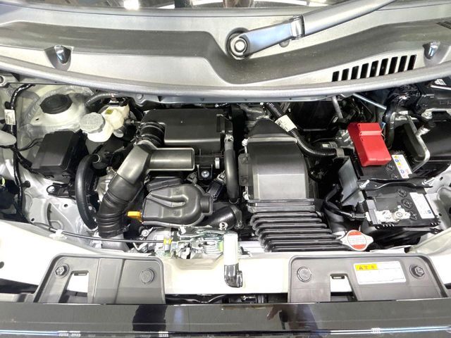 親切・丁寧な専門メカニックスタッフが応対！・車検・点検整備・事故等の修理などアフターサービスも安心。お車のカスタマイズもネクステージのサービススタッフまでご相談ください！