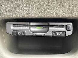 【ETC】有料道路を利用する際に料金所で停止することなく通過できる、ETC車載器（ノンストップ自動料金収受システム機器）が装備されています。セットアップを行うことで利用可能になります。