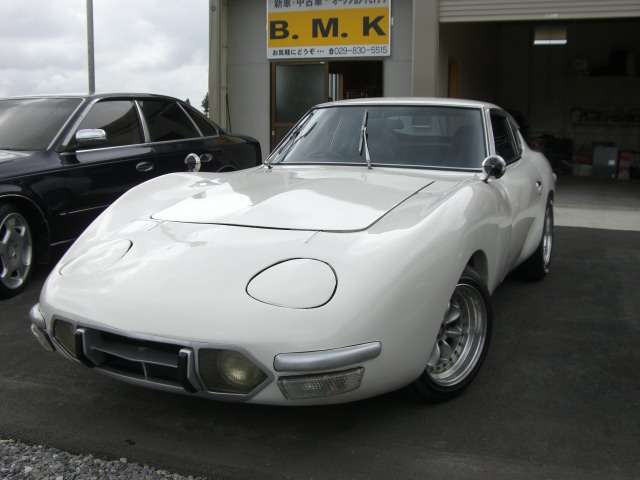 トヨタ 2000gt セピア 新古品 予約 79547 オートアート 1/18 トヨタ トヨタ 2000GT 1967