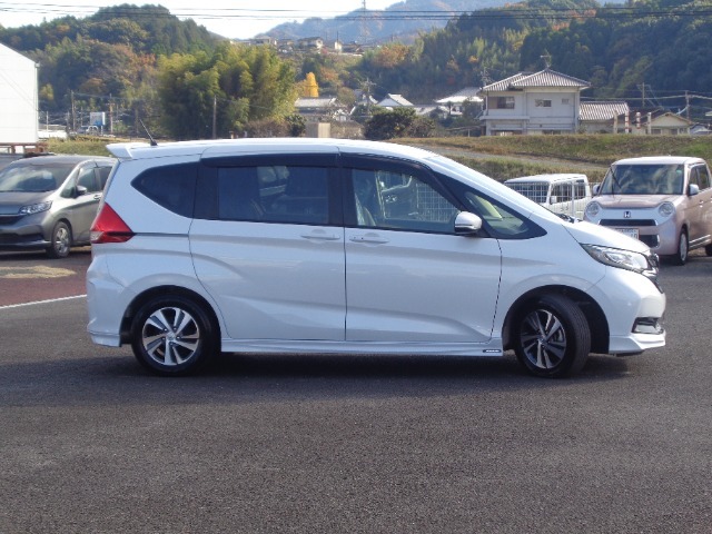 車両詳細についてのお問合せは、HondaCars大分中央　中古車事業部　097-544-8145　までお願い致します。