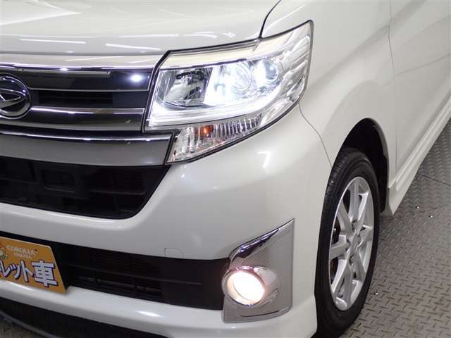 話題のLEDヘッドランプが採用されております！　省電力で長寿命、しかもとても明るく熱くなりにくい性質を持ったライトになります。虫も寄ってきにくい性質も持っております。