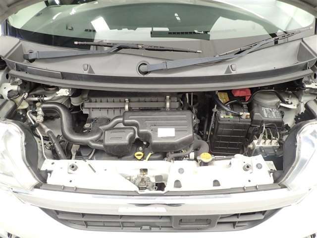 ★エンジンルームもクリ-ニング済み！ホコリや泥、オイル汚れを落としてから丁寧に洗浄しました！ご覧のとおりピカピカです！