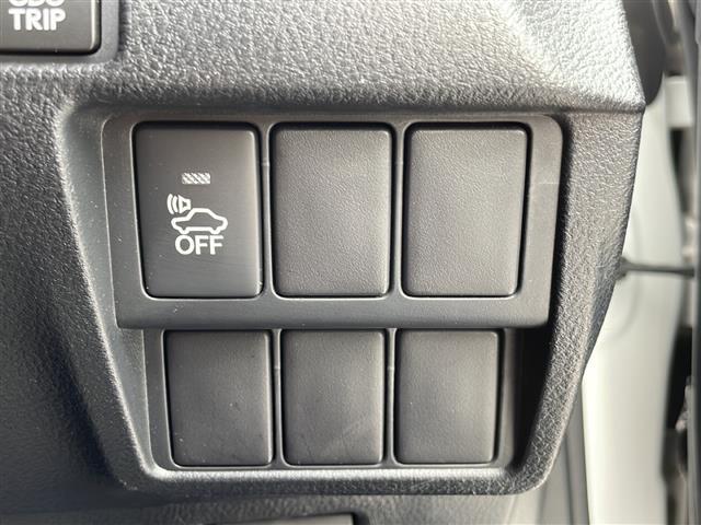 【運転席操作部】快適なドライブを楽しむための機能が装備されています！運転席から触れるので、使いやすいです！除菌プランいれていただくと、さらに清潔で安心していただけます！