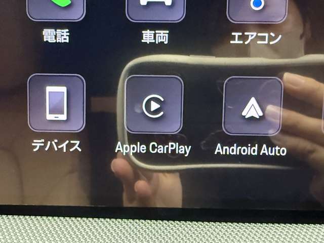輸入車ディーラー採用のドライブレコーダーも選べます。万が一の事故の際のお守りとしていかがでしょうか？その他様々なオプションをご用意しております。