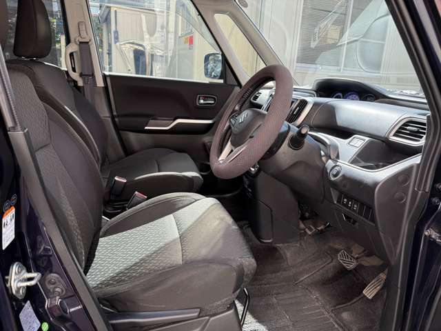 当店は、東京海上取扱代理店。提携板金工場もございますので万が一の事故の際には、当店ですべての事故処理の対応が可能です。