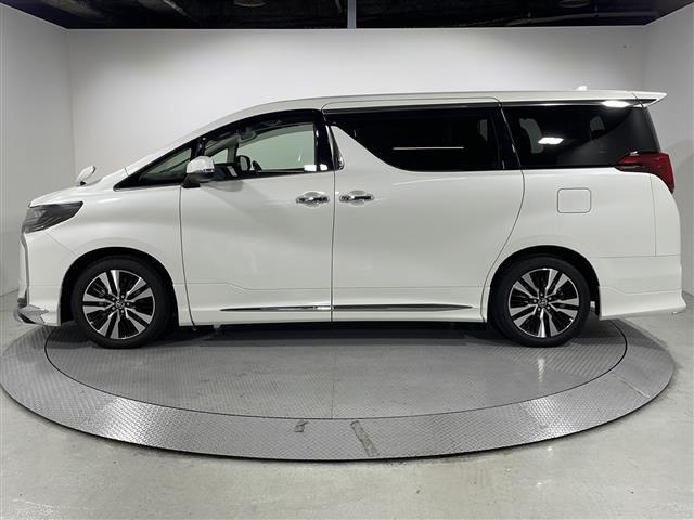 店舗にて現車の確認もいただけますので、お電話で在庫のご確認の上是非ご来店くださいませ！！！