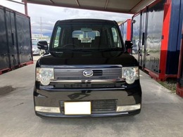 大きな外装キズ。凹み無くきれいな車両です。