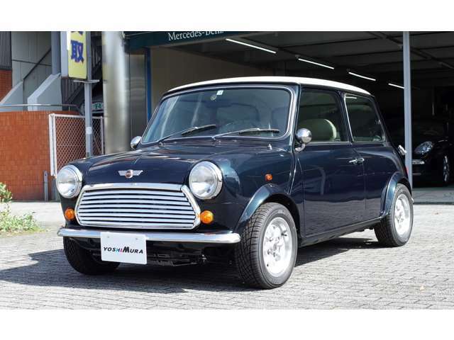 詳しい仕様はhttps://www.tradeclassics.com/auctions/mini/1994-rover-mini-gp-2/ご覧ください。