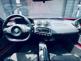【納車後】弊社では納車後のアフターサービスに力を入れております。中古車は、買った後の心配がつきものだと思います。遠方の方でも安心していただけるよう、お近くの整備工場をご紹介させていただきます【整備】