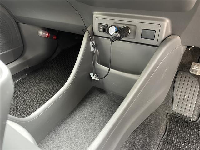 【ご納車時、外装コーティングおすすめ！！】ポリマー、ガラスコーティング承ります。いくつか種類・ランクがございます。車種、サイズによっても金額が異なります。別途お見積もり致しますのでお申し付け下さい。