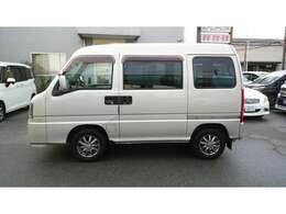 ☆当社、自社工場ありますので、納車後も継続車検・修理時には無料で代車の貸し出しも行っております！オイル交換などの作業もリフトを使ってクイックメンテナンスOK☆