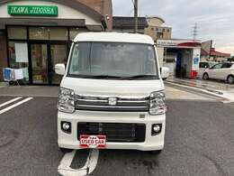 当社のお車は全て、支払総額表示をしております！希望ナンバーなどお客様からのご要望がある場合以外は、表示金額から別途諸費用などが追加でかかる事は一切ございません！