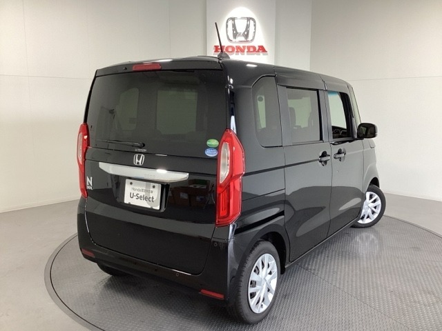 【Honda認定中古車 U-Select】　は3つの安心をお約束します。　1　Hondaのプロが整備した安心。 2　第三者機関がチェックした安心。　3　購入後もHondaが保証する安心。