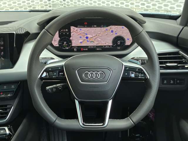 認定中古車だけでなく正規ディーラーならではの特別なご案内のできる新車も多数ございますので是非お気軽にご相談、ご来店くださいませ。