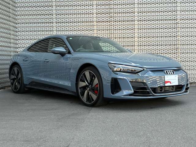 ご納車後は全国のAudi正規ディーラーにて認定中古車保証が対応可能です、最寄りのAudi正規ディーラーをご紹介致します。