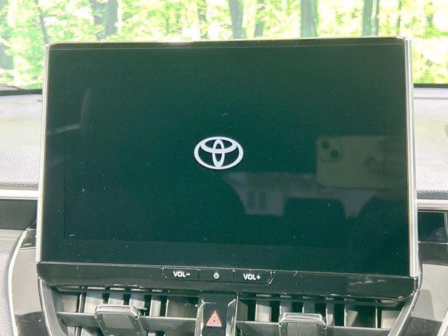【トヨタセーフティセンス】走行中に前方の車両等を認識し、衝突しそうな時は警報とブレーキで衝突回避と被害軽減をアシスト。より安全にドライブをお楽しみいただけます。