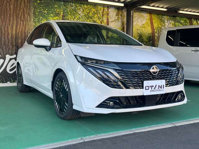 ■お安く提供できる理由■　当社のお車はディーラー、オートオークションからの大量仕入れにより、お買得プライスでご提供します！登録（届出）済未使用車ですと新車時に必要な重量税も必要ありません。