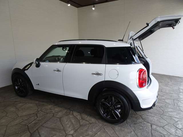 オンライン商談はじめました。来店前にお電話によるお車の事前チェックんなどに活用いただきますと便利でございます。もちろん来店せずにそのままご契約することも可能でございます。