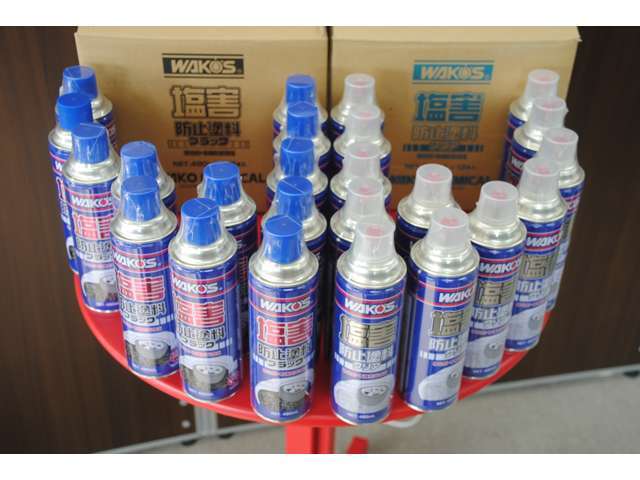 希望にて錆止めアンダーコートを無料施工します。　クリア-コートのみ新車・高年式輸入車へ対応。