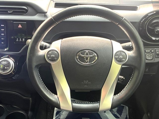 【ステアリングスイッチ】運転中、前方から目線をそらすことなく、オーディオ等の操作が可能な便利機能！安心＆快適なドライブを演出してくれます♪