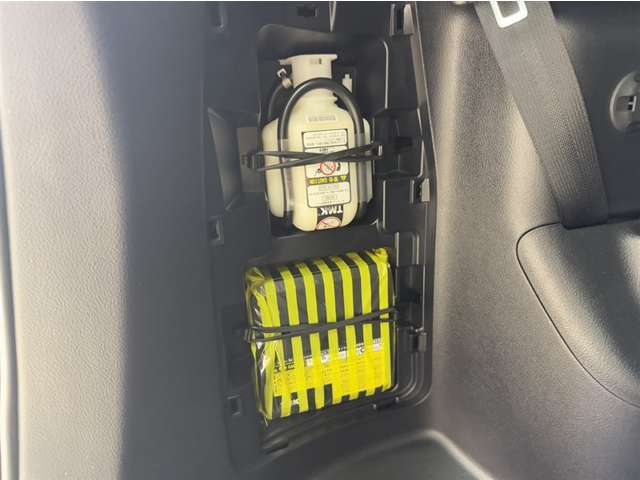 軽量コンパクトな修理キットは燃費向上に貢献します。これなら女性の方でも対応できますね☆☆