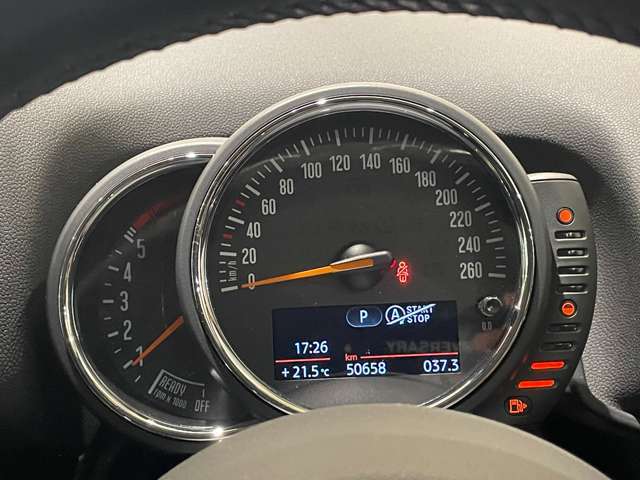 各ブランドによって違いが大きく御座います。その違いを感じながらお車選びをして頂けます。