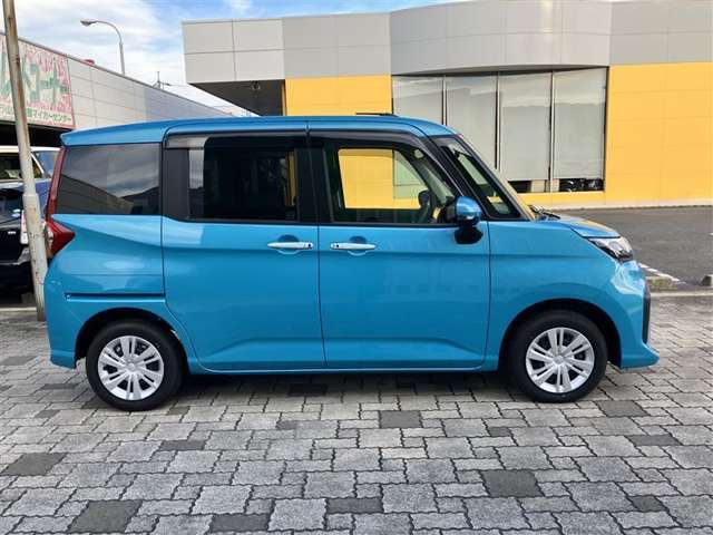 販売するすべての中古車に【ロングラン保証】が付帯します。走行距離無制限・期間は1年間です。保証修理は全国5000箇所のトヨタテクノショップにてお受けいただけます。