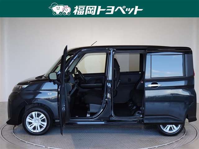 両側スライドドアを採用してます、助手席側は電動式で運転席から開閉できます。（運転席側は手動式です。）