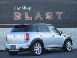 大人気のミニクロスオーバー入庫です☆