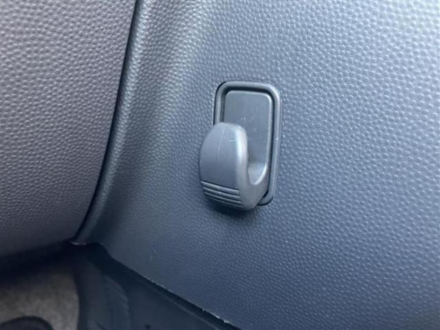 お車に合わせて無料保証以外にも、保証範囲、期間、距離を拡充させた有料保証もご用意しております！中古車の購入が初めてで不安・・・というお客様もご安心ください！