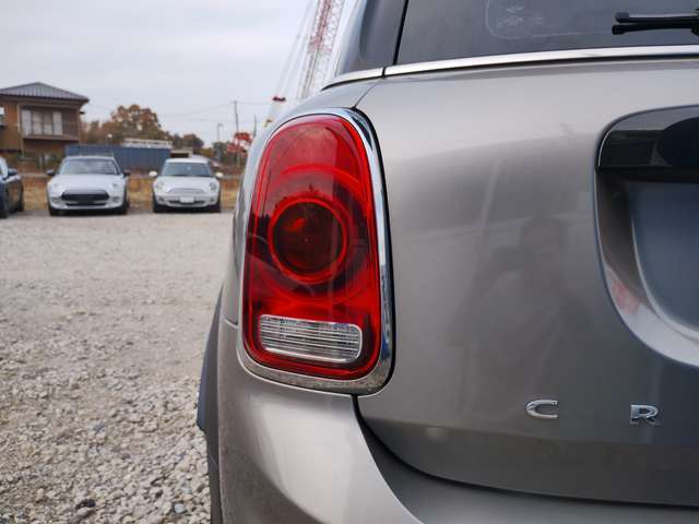 在庫確認や現車確認。お見積のお電話は、【0078-6003-168422】まで、お問い合わせ下さい。