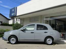 ボディカラーはトップガングレー！今までのビュートには設定していないカラーで当店特注で塗りました。世界に一台のビュートです。