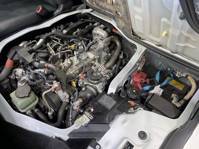 親切・丁寧な専門メカニックスタッフが応対！・車検・点検整備・事故等の修理などアフターサービスも安心。お車のカスタマイズもネクステージのサービススタッフまでご相談ください！