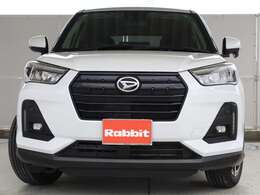 2023年5月に展示場を従来の3倍に拡大して、リニューアルオープンしております！今まで以上にボリューム感ある、展示車両がスタッフとともにお客様のご来店心よりお待ちしております(*´ω｀*)