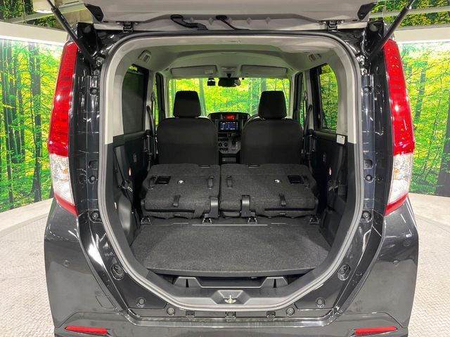 普段のお買い物や通勤、送迎等に十分な荷室スペースを確保しております。セカンドシートを倒すと、大きな荷物の積載も可能です♪