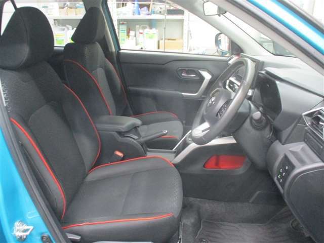 『トヨタ認定中古車』取扱店！全国のトヨタ販売店の豊富なラインナップからお選びいただけます♪県外の車を取り寄せることが可能です♪（取り寄せの際はいくつか注意点がございますので詳しくはスタッフへ）