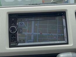 【ナビゲーション】使いやすいナビで目的地までしっかり案内してくれます。各種オーディオ再生機能も充実しており、お車の運転がさらに楽しくなります！！