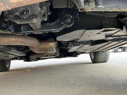 第三者の鑑定士がチェック！★当社は営業、仕入れ、サービスの厳しいチェックを行い展示しております。ご遠方のお客様も安心してご検討頂けます★