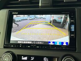 【バックカメラ】駐車時に後方がリアルタイム映像で確認できます。大型商業施設や立体駐車場での駐車時や、夜間のバック時に大活躍！運転スキルに関わらず、今や必須となった装備のひとつです！