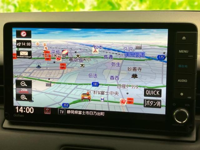 WECARSの店舗にはキッズコーナーがございます！お子様連れのお客様もごゆっくり車選びをお楽しみいただける空間です！