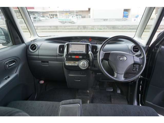 遠方販売の実績多数あり現車をみないでご購入されるお客様のご不安な点を一掃出来るように案内させて頂きます。ご遠方のお客様も安心してご連絡を下さい♪画像では伝えきれない良さをお伝えいたします。