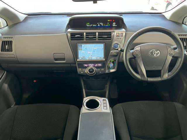 【整備工場完備】ご安心してお乗り頂くため環境を整えております。お車の定期メンテナンスの他、車検やタイヤ交換などもお任せください！