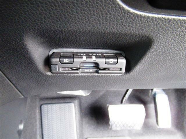 ホンダセンシング・ナビ・バックカメラ・Bluetooth・CD・ETC・USB・LEDライト・純正16AW・コーナーセンサー・踏み間違え防止・フロアマット