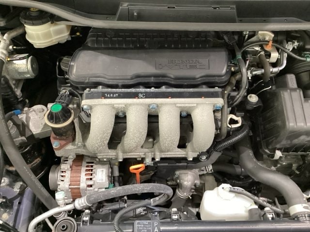 ホンダスタッフがしっかり整備して保証付きにてお渡し致します。エンジンルーム＆室内ルームともにクリーニング済みで清潔です。快適なドライブをお楽しみください。