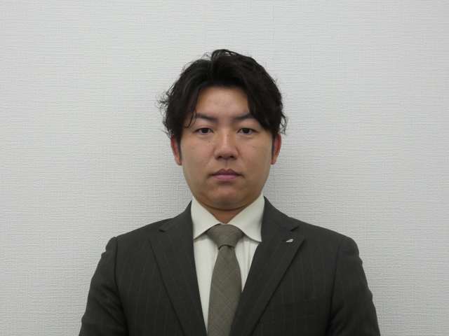 アビックスインポート仙台東IC店　店長の溝口　慎一郎と申します。お車を選ぶにあたり、ご家族構成や用途により選択車種が大きく変わるかと思います。しっかりと打ち合わせさせて頂き、ご提案させて頂きます！