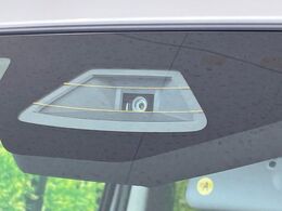 【スズキ　セーフティサポート】走行中に前方の車両等を認識し、衝突しそうな時は警報とブレーキで衝突回避と被害軽減をアシスト。より安全にドライブをお楽しみいただけます。