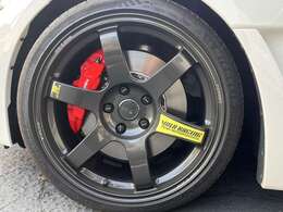 「RAYS VOLK RACING TE37 SAGA S-plus」19×9.5J+45 PCD120装着。ダウンサス装着により、面位置です。純正ホイールもお付けいたします。